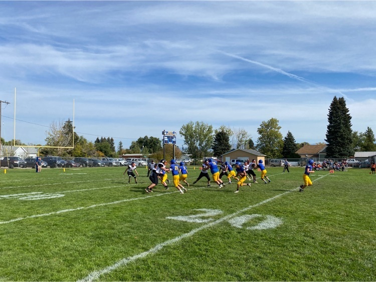 Pirates 16, Plains 0, 5:37 left in the 1st Quartet